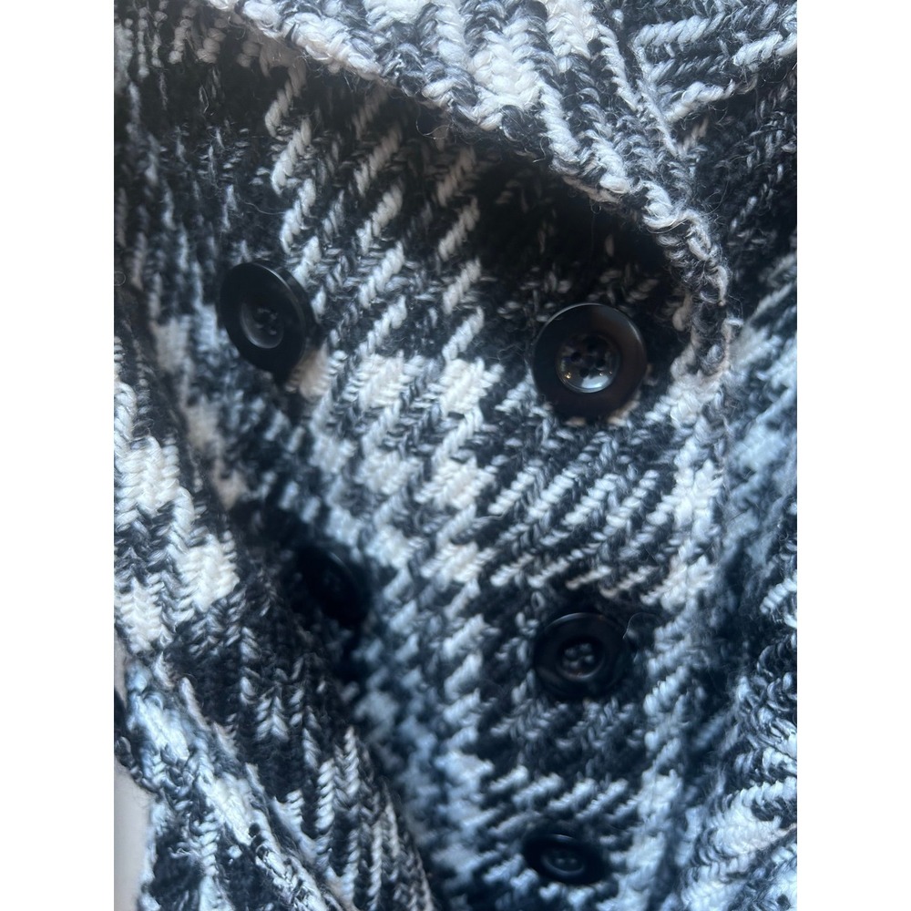 White‎ House Black Market houndstooth /plaid coat with belt. Made in USA SZ SM. - Picture 4 of 5